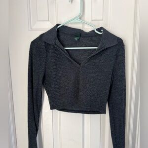 Dark grey long sleeve crop top